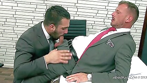 Sexy blonde porn with a sexy body and anal