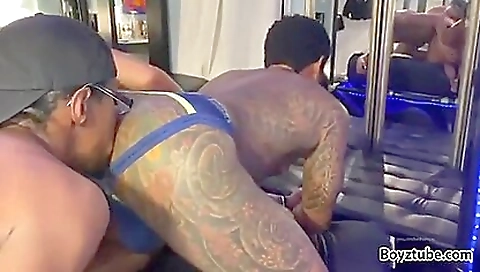 Mas trickyourgfen and fucking with my dick