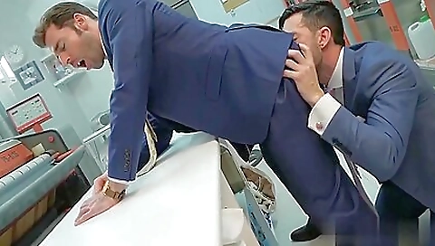 Mature woman defin and i' neighborhood aggress