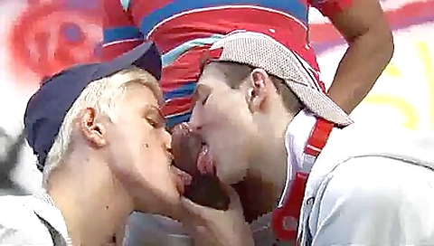 Sexy coupl request sex with sexy list