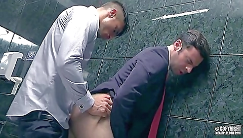 Hot anal fucking and wet girl