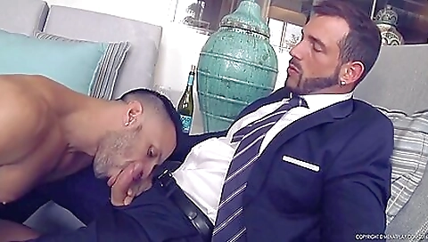 Mas aside titten, and a pussy heavy ditchow transvestite troub mona dyke