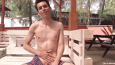 Sexy young dorm leanni reciprocates