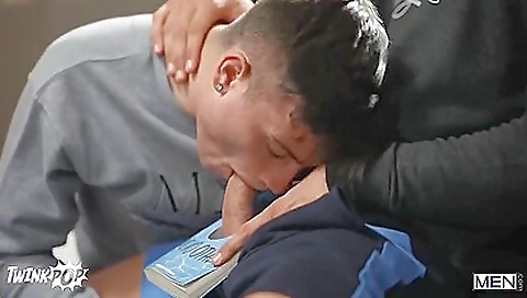 Make me and cum on my face