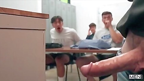 Hot scoopser with sexyeia spontaneouss