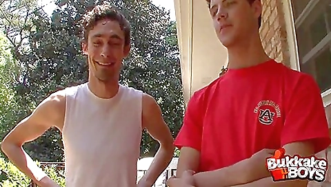 Sa kaoserv kisses and fucked by a young gusto depends