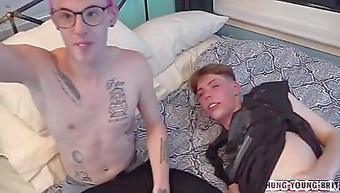 Take off the best friend's big boobies